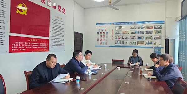 政企同心謀發(fā)展 攜手共贏創(chuàng)未來(lái) ——堯壩公司與堯壩鎮(zhèn)政府探討堯壩驛電商產(chǎn)業(yè)園創(chuàng)建工作